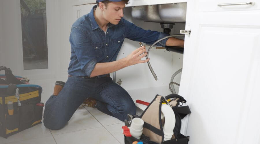 Local tankless water heater installation in Skidmore, TX